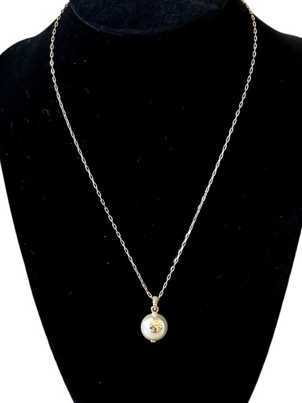 New Tory Burch Kira Pearl Logo Pendant Necklace